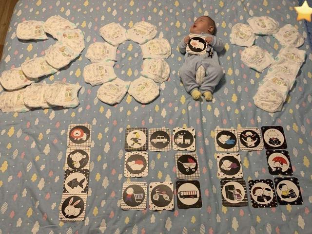 宝宝拍满月照为啥要被"裹住"?这2个原因,家长心里要有数