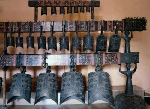 青铜乐器_民族乐器(图片)