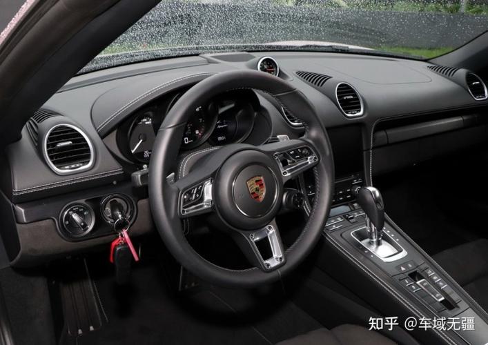 保时捷718内饰