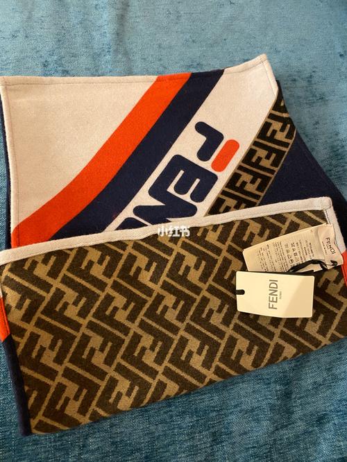 fendi 围巾_芬迪怎么样_围巾_roma_时尚_配饰_围巾