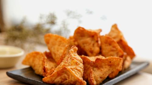 解馋零嘴香酥脆,一口一个停不下来的炸三角