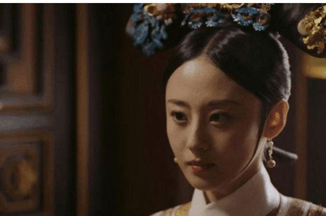 她是富察皇后唯一的血脉被乾隆帝圈养半生赐护身符5240个