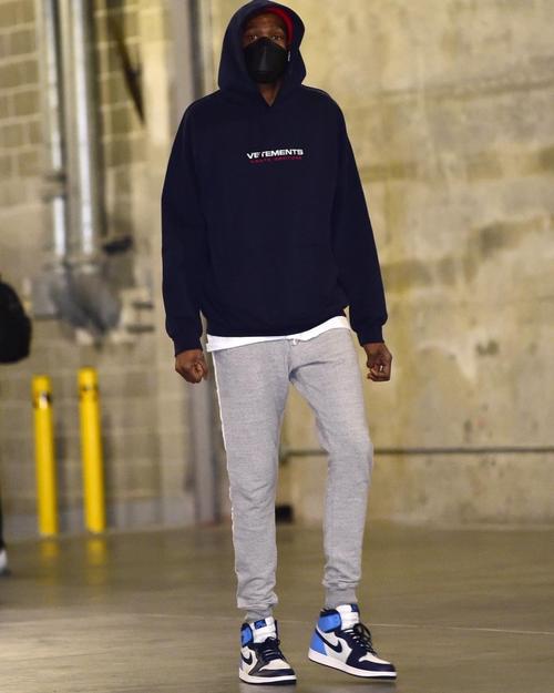 杜兰特: jordan   "obsidian"
