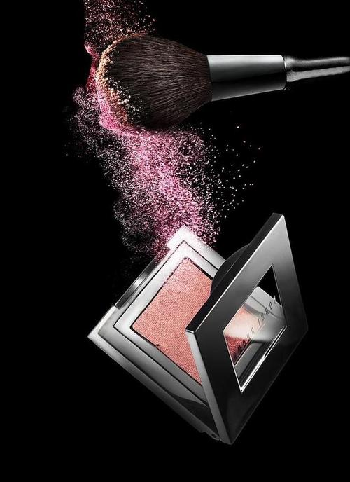 其实我觉得可以考虑化妆刷,一套,完整的,可以