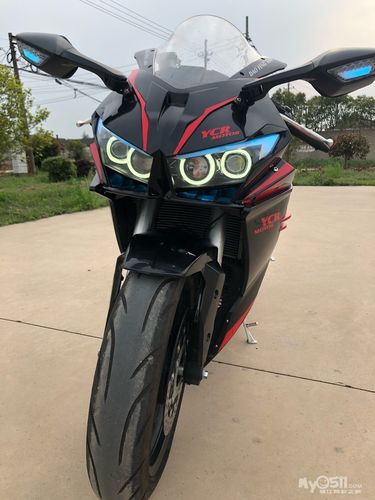 诺玛刀锋400电喷双缸水冷400赛车摩托车