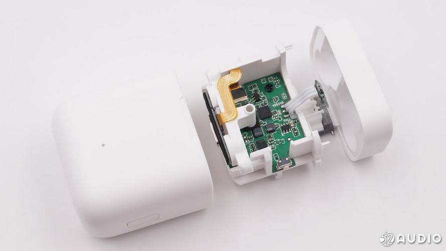 小米真无线蓝牙耳机air拆解:399元值了