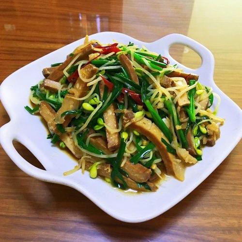 香干豆芽炒韭菜,简单美味家常菜