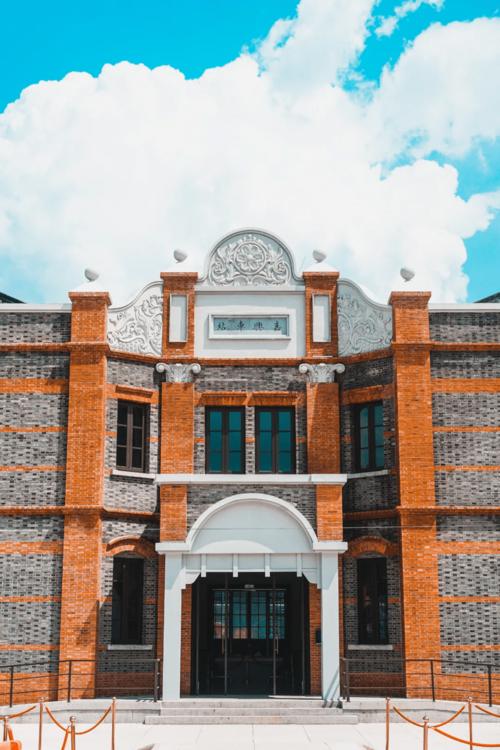 靠中国最美火车站出圈,她早就该火了_嘉兴