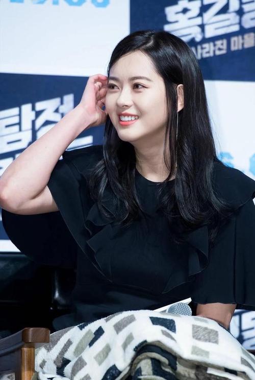 韩国女星颜值天花板高雅拉