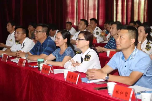 市总工会党组书记,常务副主席李照善 枝江市普法办专职副主任林剑波