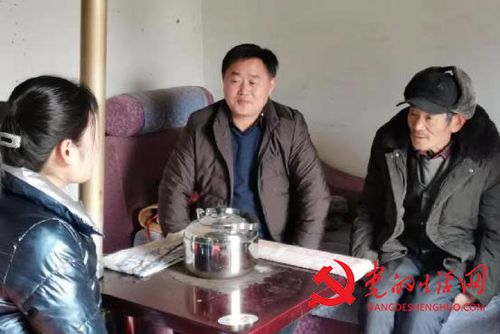 我愿意一直做为温寨村群众卖力气的人--记伊川县江左镇温寨村第一书记