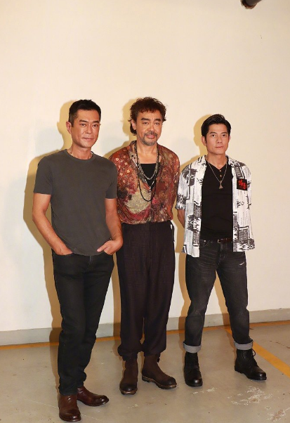 原创古天乐郭富城新片拍摄现场出意外,伤员胸骨爆裂情况危急