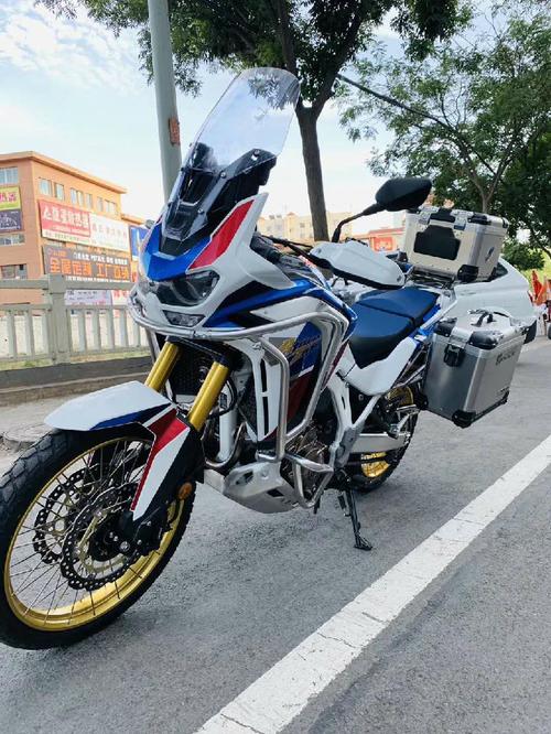 大贸本田非洲双缸adv