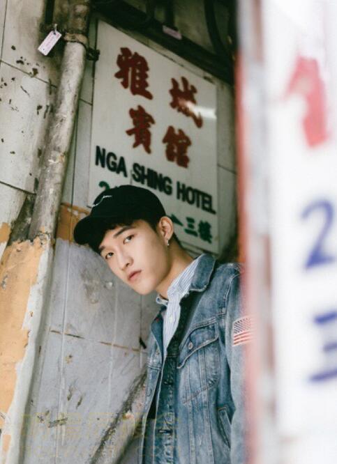 龚锐旅行照 龚锐图片大全