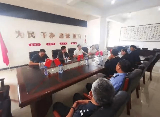 盖州市召开打击非法开采,盗采矿山行为专题会议