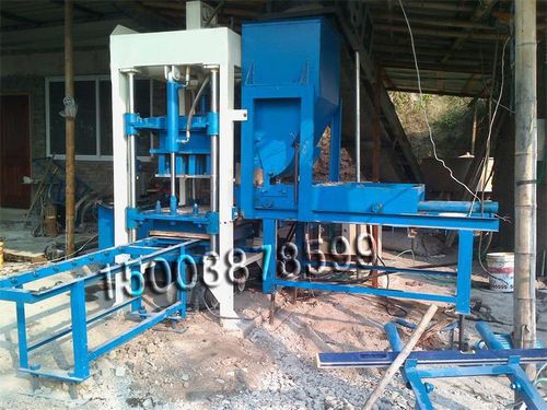 庆泰3-15护坡砖机 多功能步道砖机