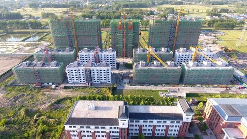 中国二十冶泗阳民康北园项目开展"国企顶梁柱"主题宣传活动