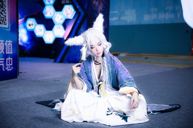 阴阳师手游:妹子cos崽子的逐月照君,这一刻我承认我心动了!