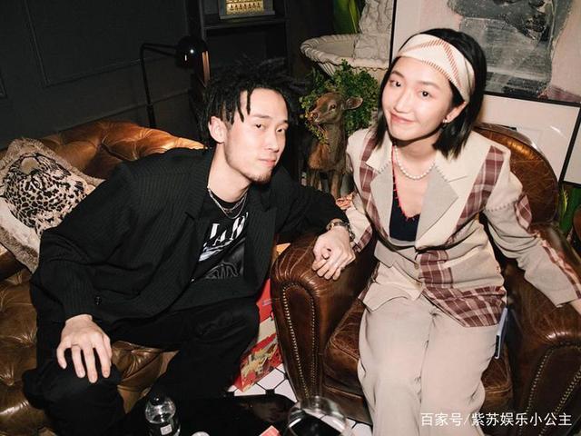 马思唯的女友是易梦玲.