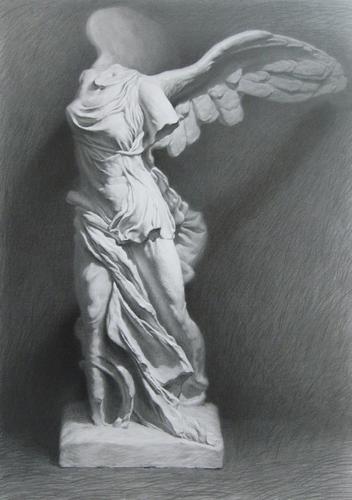 画室老师的胜利女神石膏像作品,带步骤哦