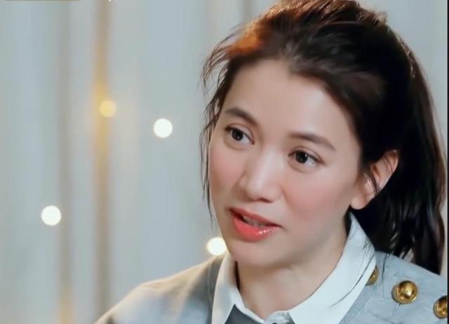 袁咏仪:"辛苦你了",结婚19周年,同框合照,张智霖"心甜了"