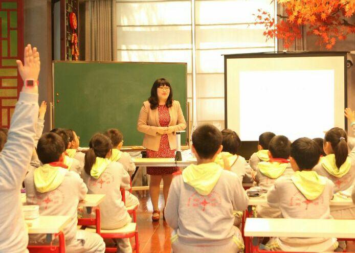 板厂小学孙铮老师执教《古诗词三首》