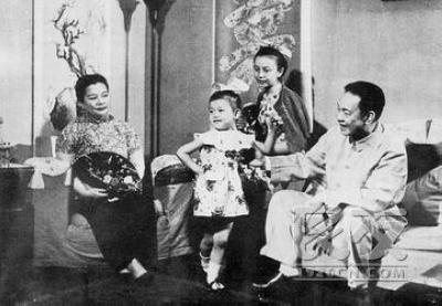 裘丽琳的介绍