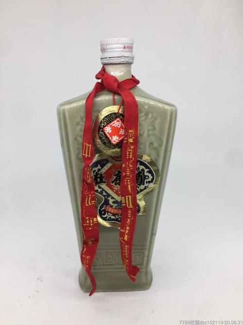 90年代初52度青瓷杜康酒