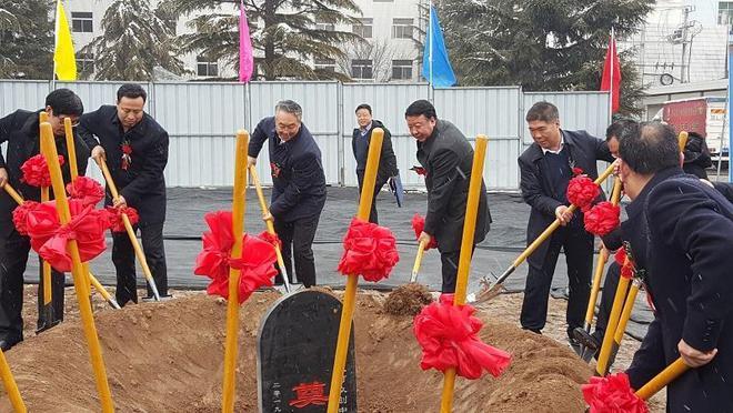 黄继宗落马:96次收45位商人1844万,利息上百万,别墅
