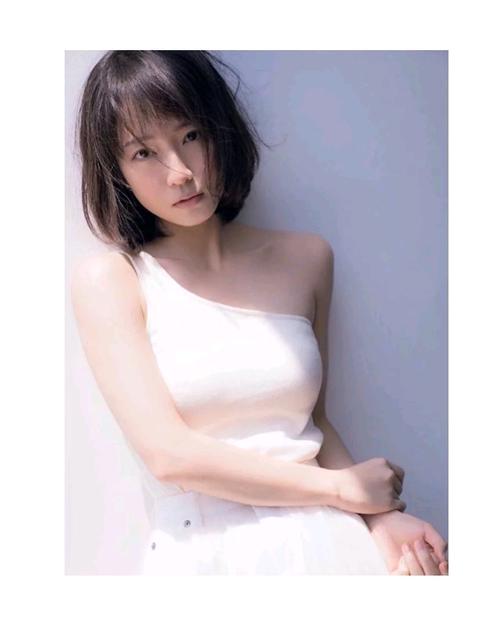 吉冈里帆ins分享
