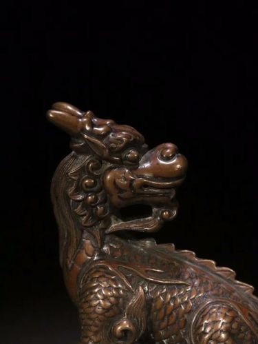 【民国时期,铜 麒麟摆件】尺寸:高7.9cm 长8