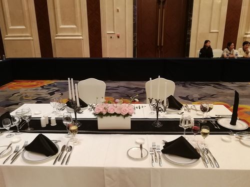 西餐宴会摆台