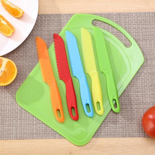 家用便携蔬菜水果刀 厨房塑料水果刀具 儿童瓜果削皮玩具刀子