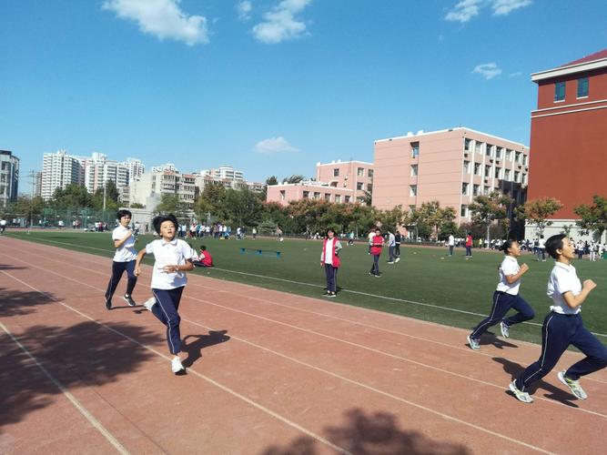 济南市育贤中学初二四班秋季运动会