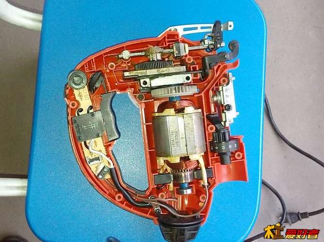 曲线锯的问题,帮助分析或解决下