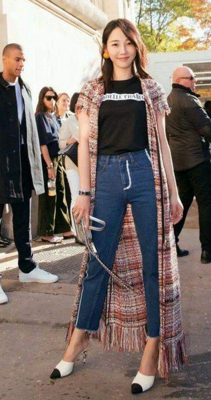 白百何身材好颜值高,穿"萝卜裤"走机场,太美了!