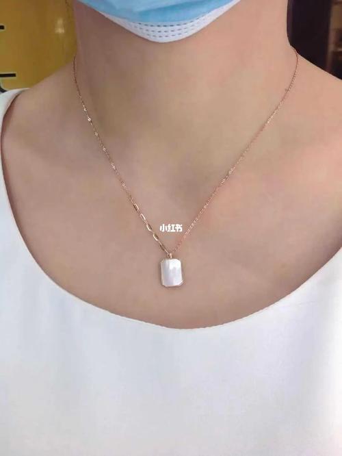 潮宏基chj 彩金贝母锁骨链_贝母_彩金_锁骨链_项链_潮宏基(夏日百货店