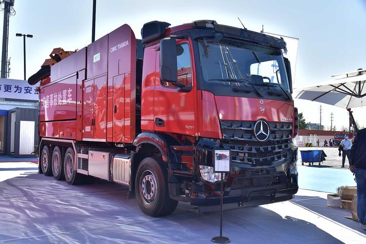 星力量集结2021中国国际消防展再显奔驰卡车底盘专业实力