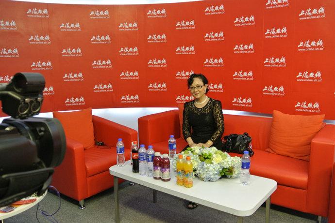 "2012书香中国"上海书展中,《红色巨塔》签售会现场之