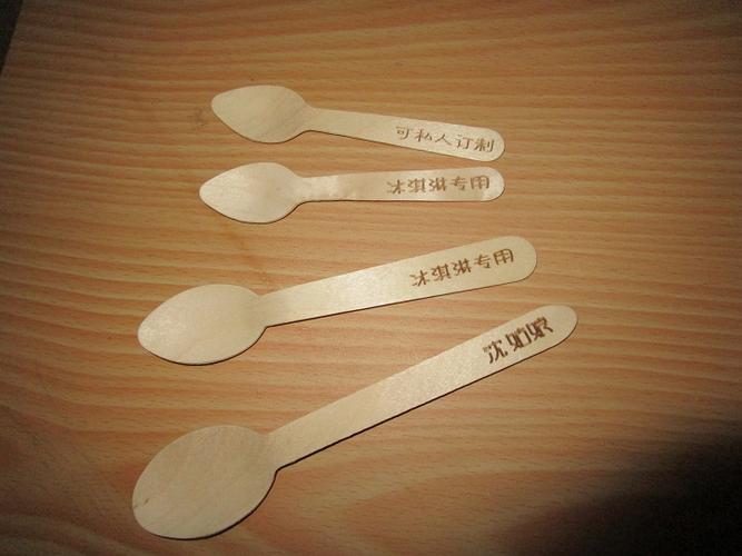 热卖家用雪糕冰淇淋木勺一次性木勺批发甜品刀叉勺子无漆匙调羹可定制