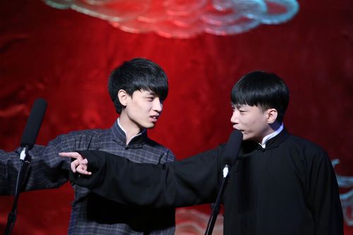 原创秦霄贤何九华合作,获孟鹤堂周九良孙九香力挺,粉丝battle很饭圈