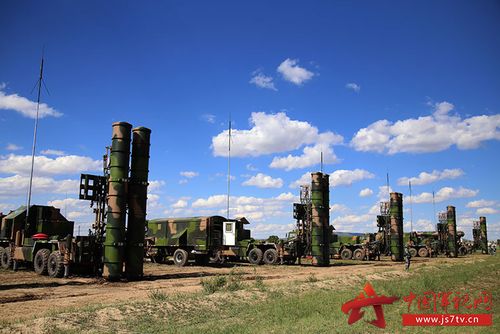 空军地空导弹兵用"近快战法"击落敌u-2侦察机