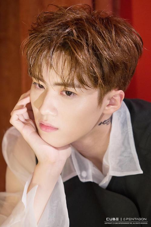 闫桉yanan 男团pentagon成员 - 堆糖,美图壁纸兴趣社区
