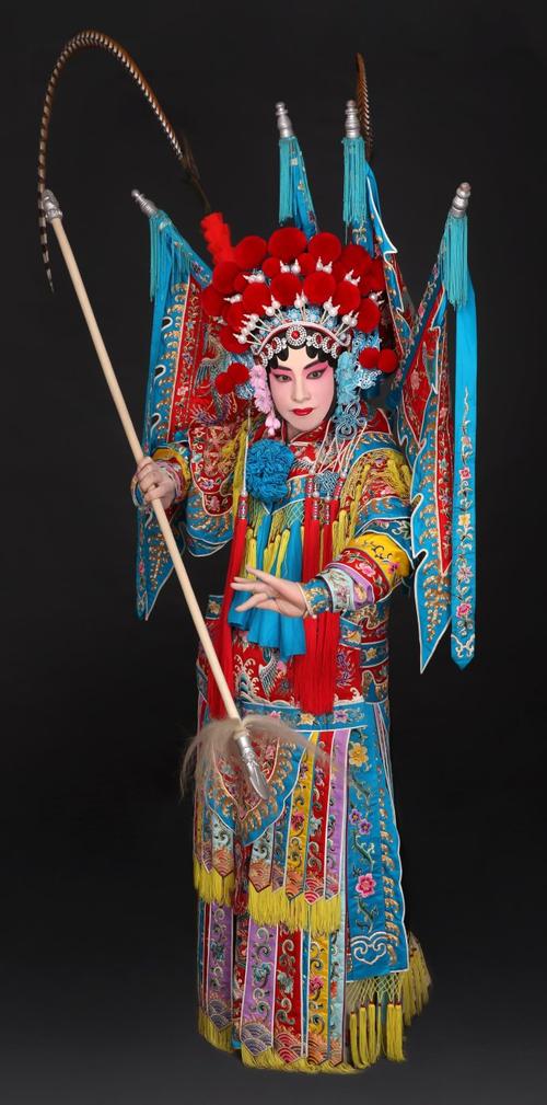 京剧照:《穆柯寨》穆桂英%%%%%_金丝狸猫星光京剧舞台的博客_新浪博客