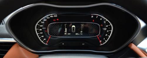 宝骏510abs和侧滑灯亮怎么解决