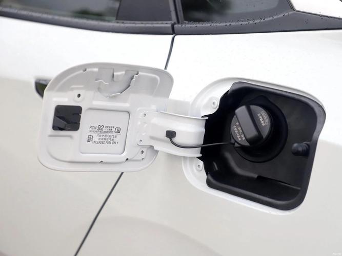 大众宝来油箱盖怎么关大众宝来2021款油箱盖怎么开