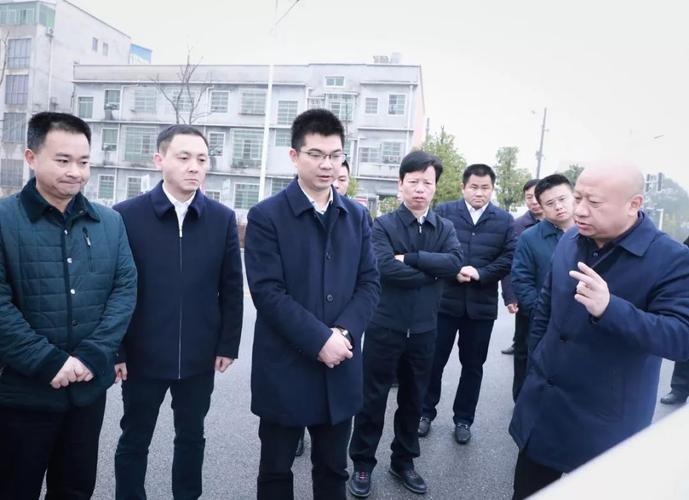 时政要闻 正文 对于月亮岛街道未来发展,刘拥兵提出了五个"高",即党的