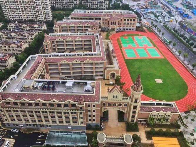 鄞州东南小学海晏路校区挂牌,42个班9月投入使用