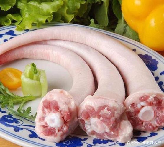 辣椒炒猪尾,咬一口,软烂味道鲜美