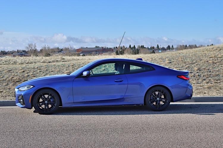 2021款宝马4系430i xdrive coupe双门轿跑:不要在意前脸即可